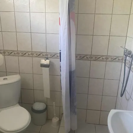Janka Vendeghaz Konukevi Eğri